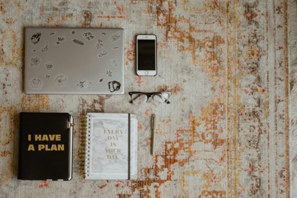 5 Ways to Build Passive Income as a Digital Nomad